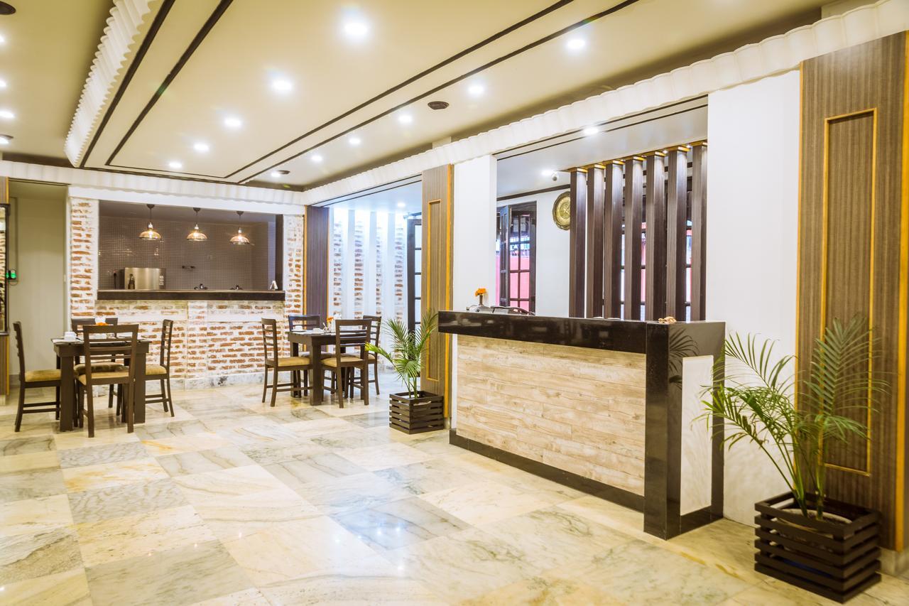 Harati Manor Inn Katmandu Dış mekan fotoğraf
